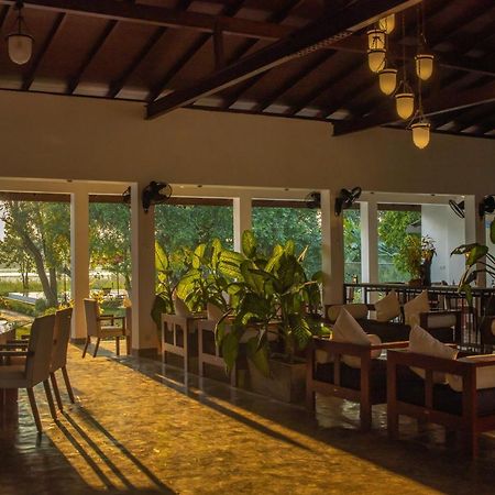 Sigiriya Wewa Addara Hotel - Hotel By The Lake 외부 사진