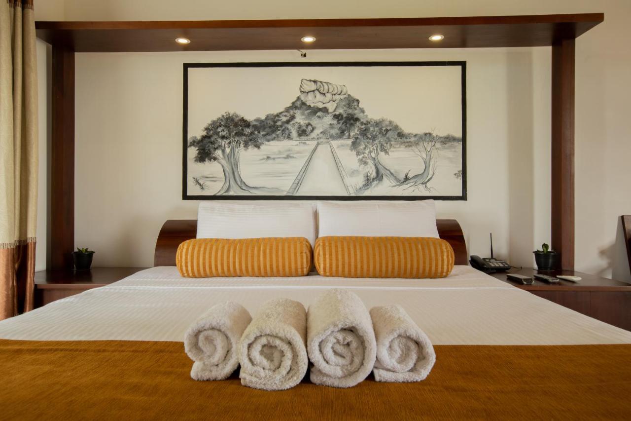 Sigiriya Wewa Addara Hotel - Hotel By The Lake 외부 사진
