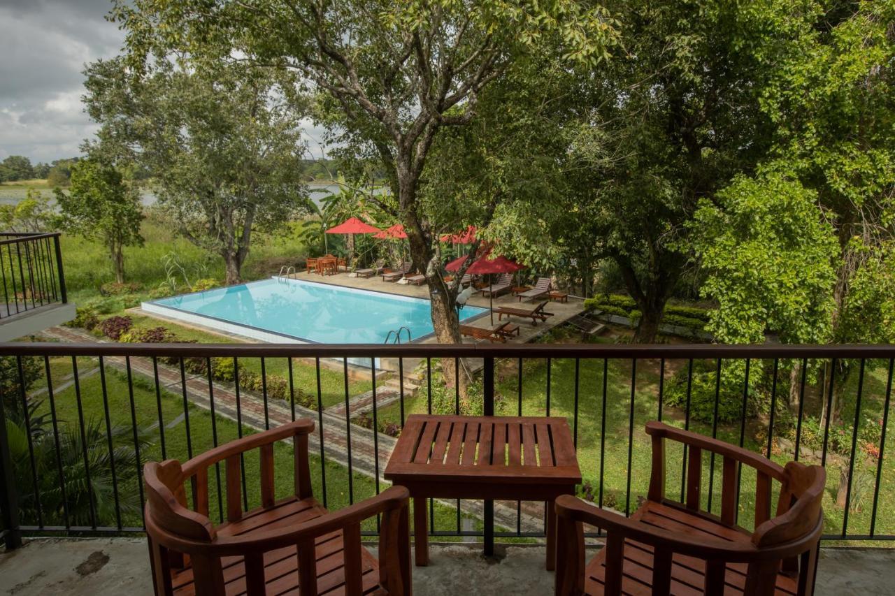 Sigiriya Wewa Addara Hotel - Hotel By The Lake 외부 사진