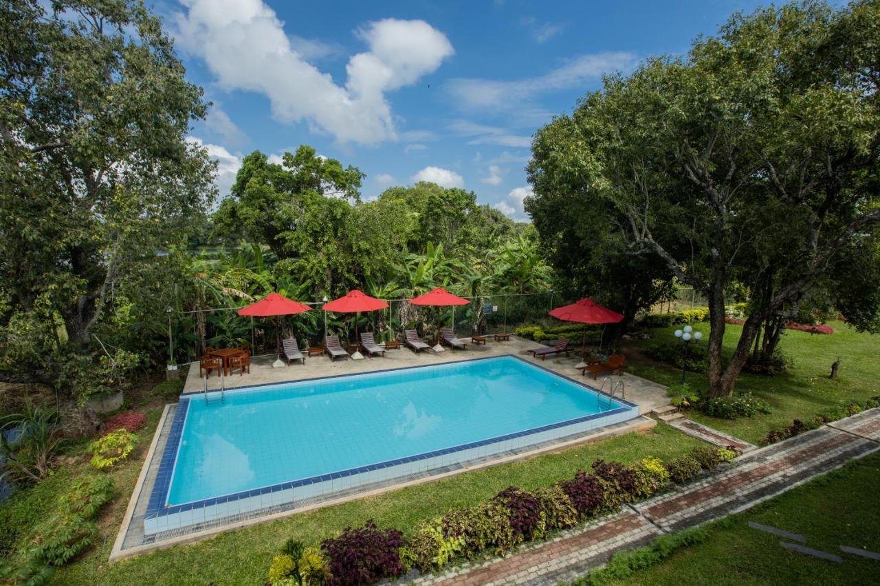 Sigiriya Wewa Addara Hotel - Hotel By The Lake 외부 사진