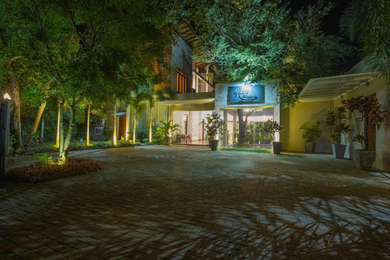 Sigiriya Wewa Addara Hotel - Hotel By The Lake 외부 사진