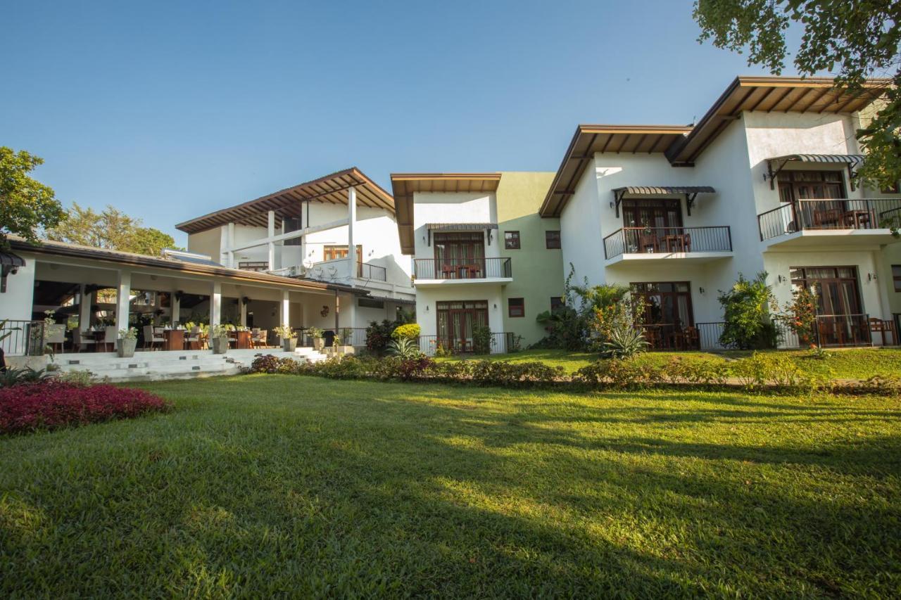 Sigiriya Wewa Addara Hotel - Hotel By The Lake 외부 사진