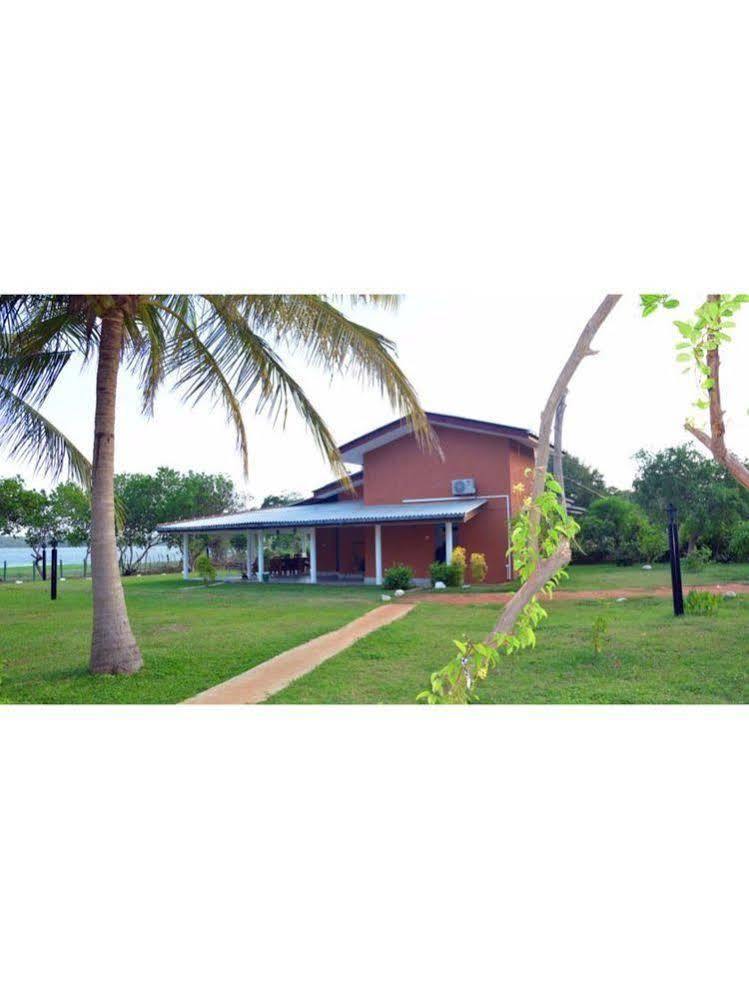Sigiriya Wewa Addara Hotel - Hotel By The Lake 외부 사진