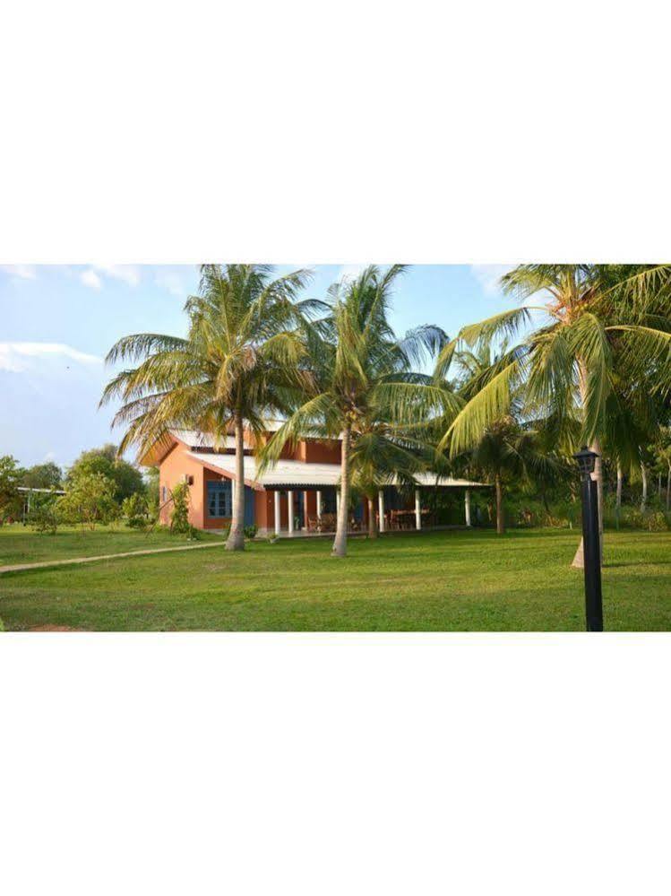 Sigiriya Wewa Addara Hotel - Hotel By The Lake 외부 사진