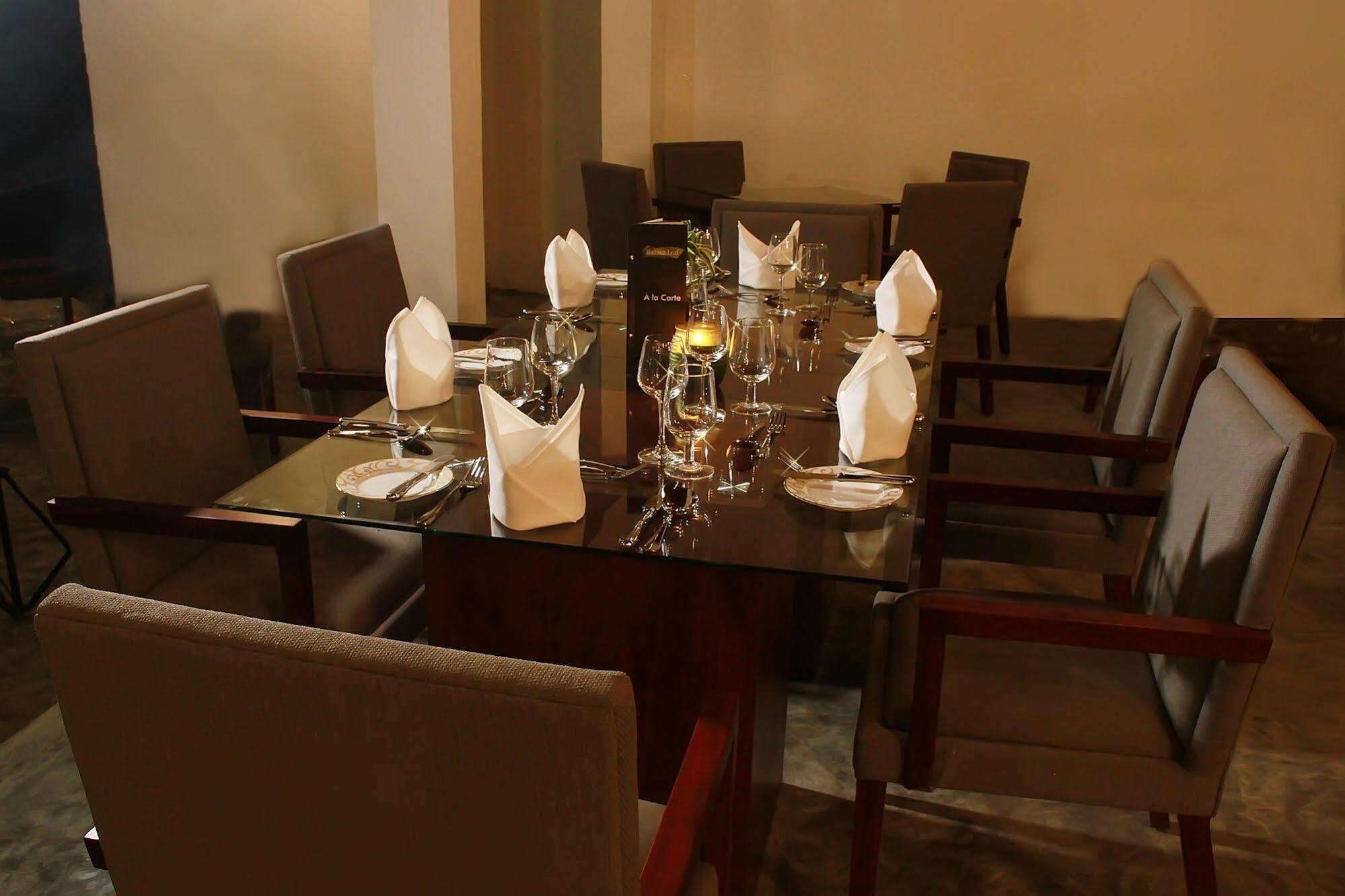Sigiriya Wewa Addara Hotel - Hotel By The Lake 외부 사진